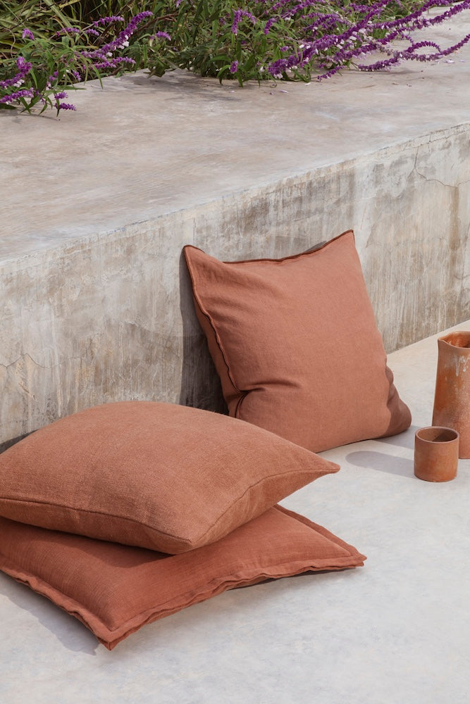 Rue Linen Cushion / Rust