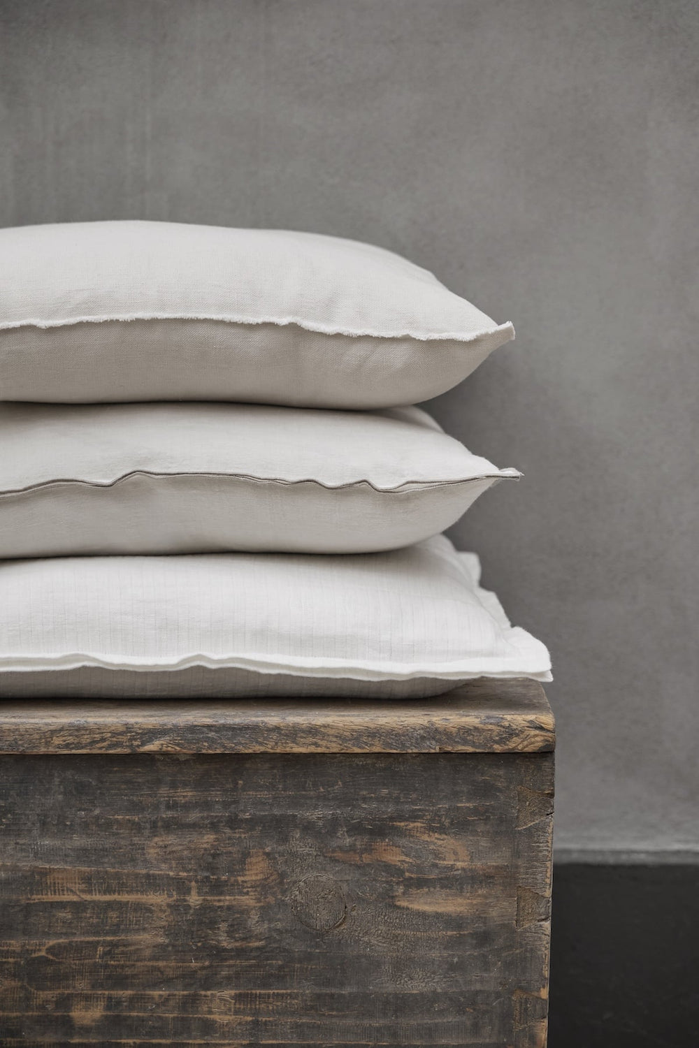 Merrow Linen Cushion / Natural