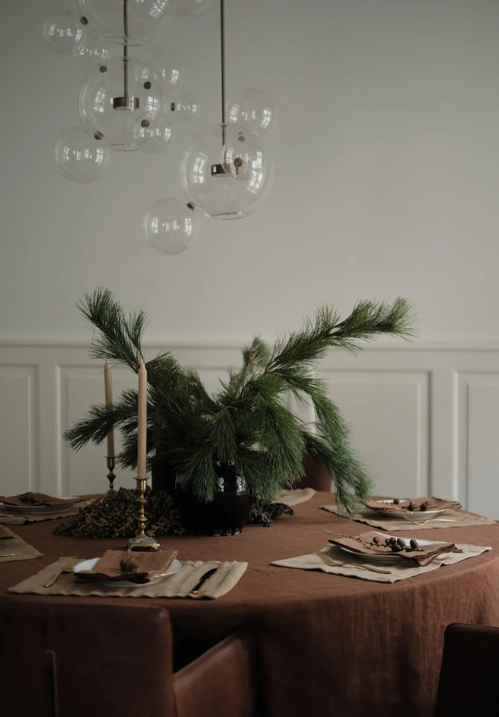 Dale Linen Table Cloth / Rust