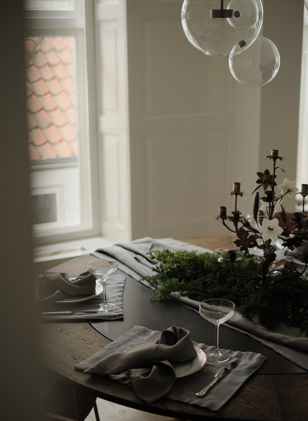 Lee Placemat (Set of 2) - Dark Grey