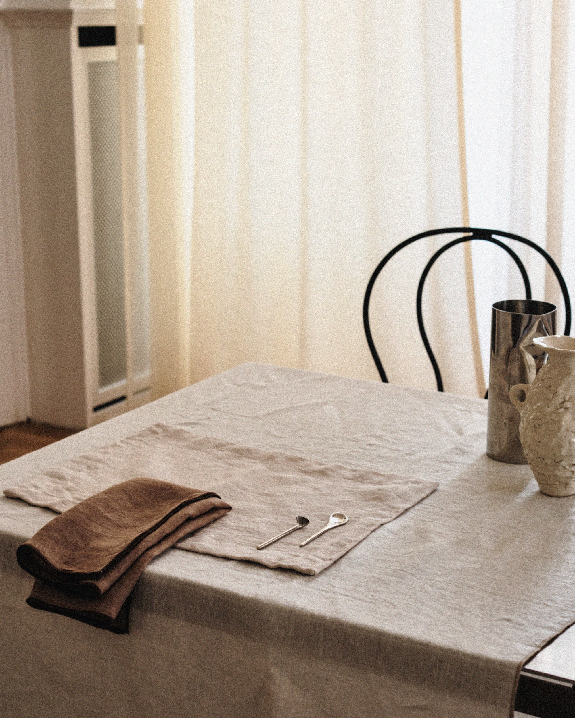 Merrow Table Cloth / Natural