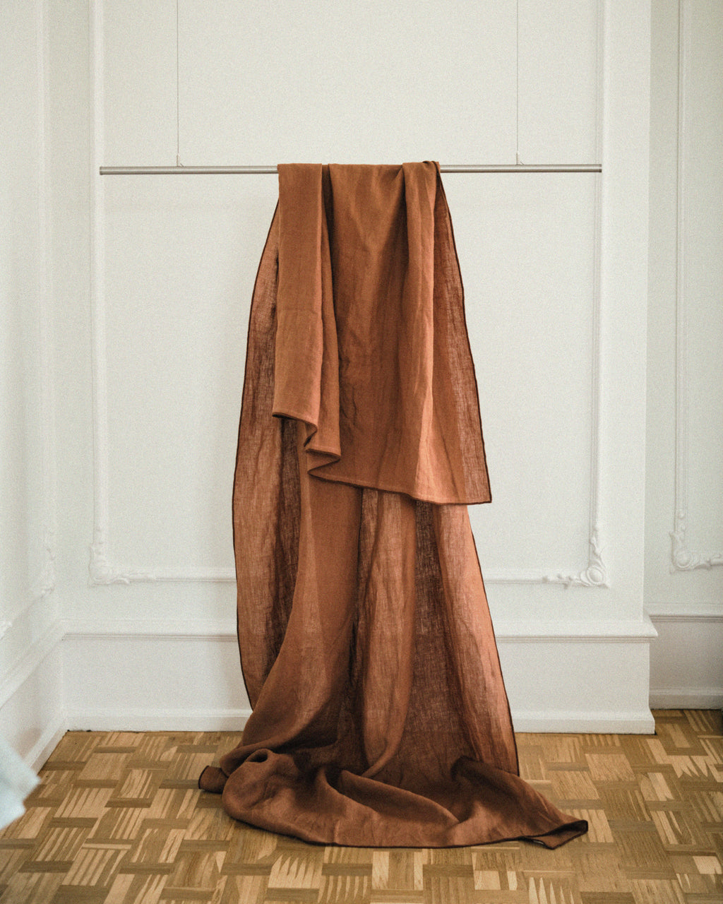 Merrow Linen Table Cloth / Rust