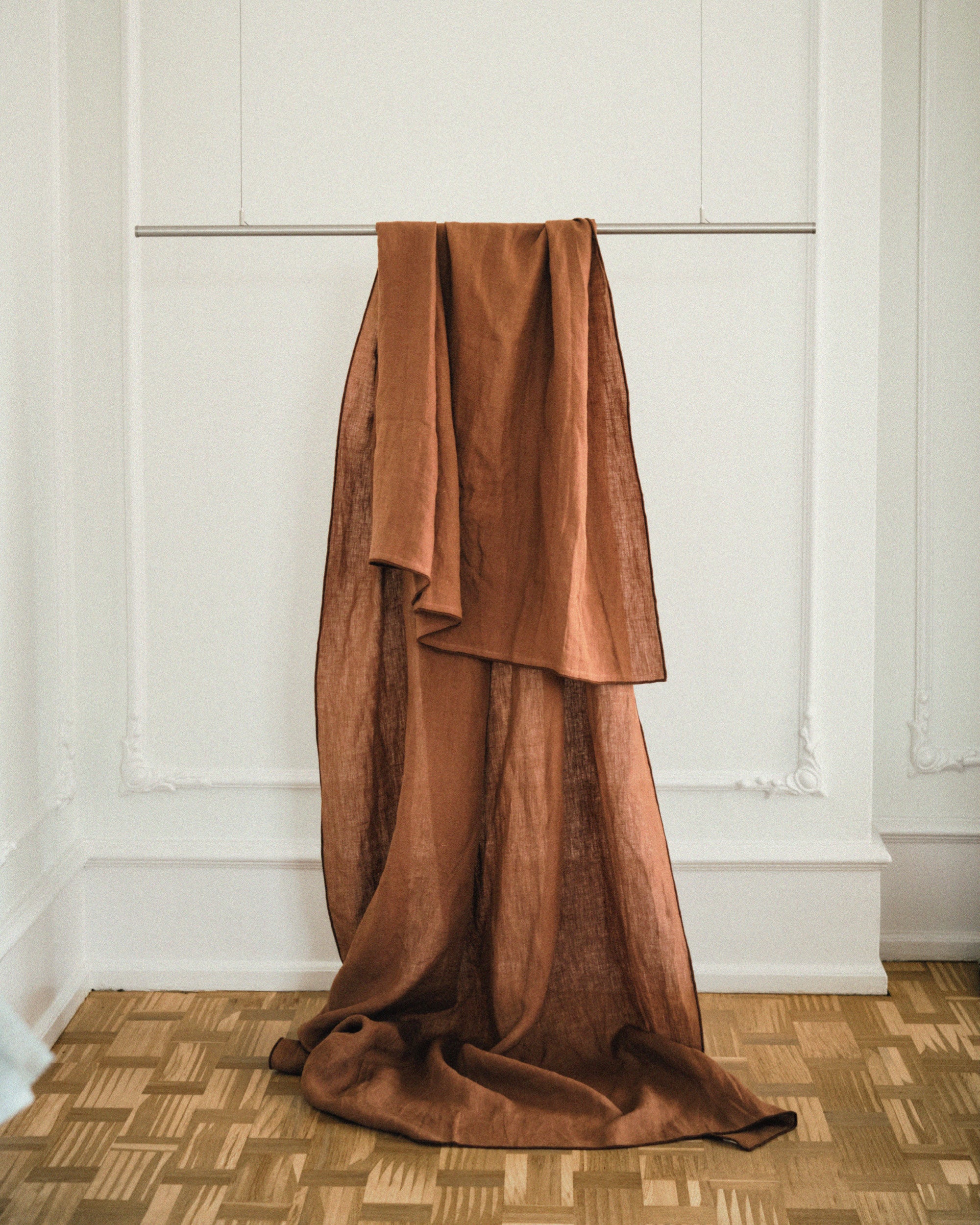 Merrow Table Cloth / Rust